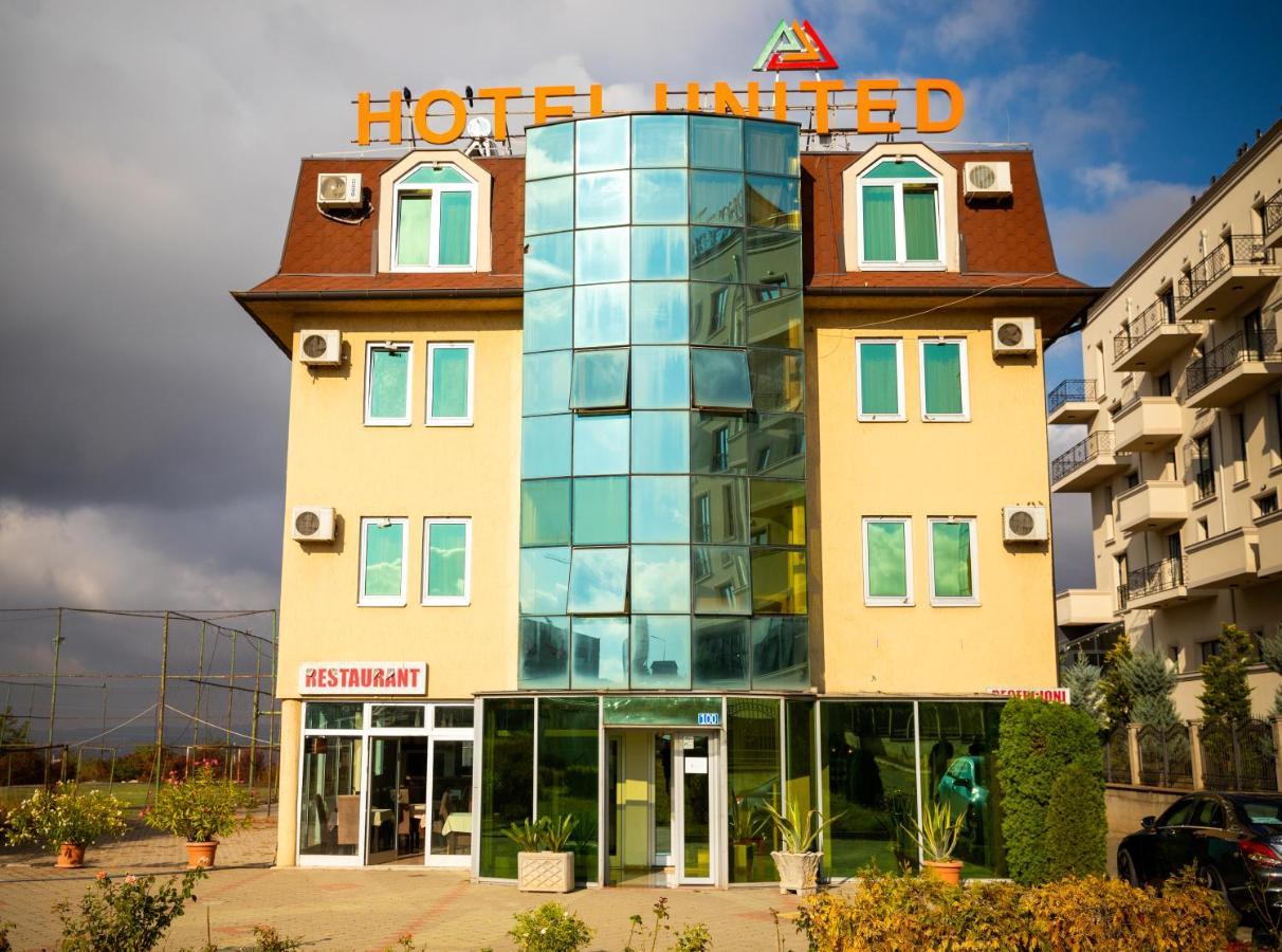 Hotel United Cagllavice Exterior foto